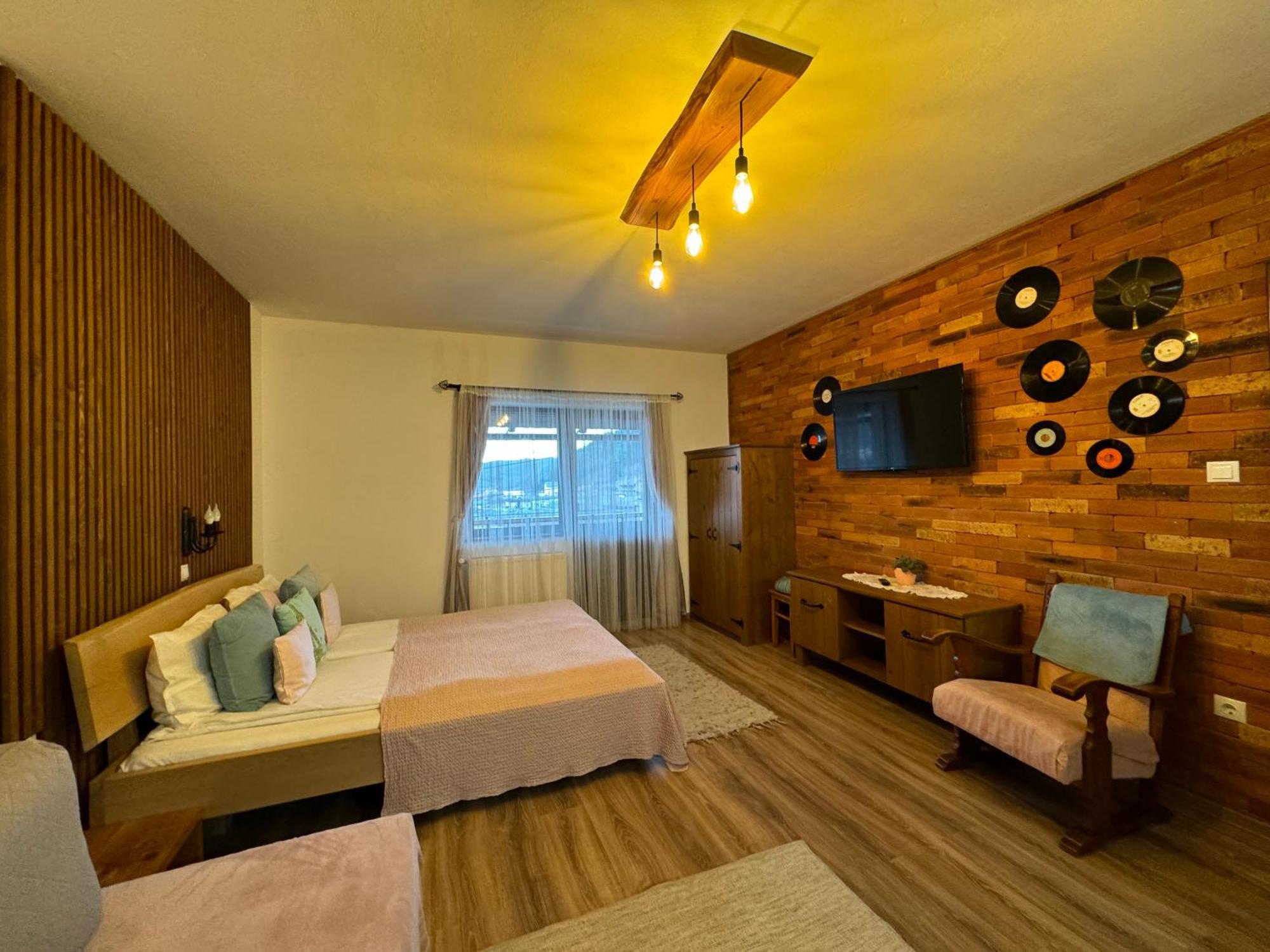 Constantin Panzio Bed & Breakfast Praid Dış mekan fotoğraf